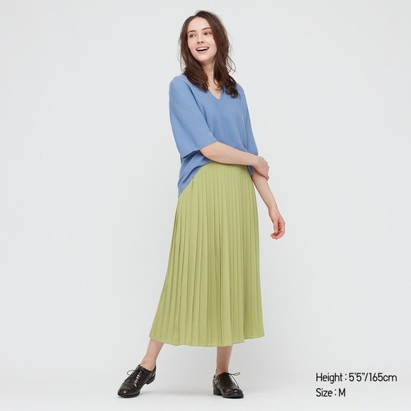 Uniqlo Dresses & Skirts - Uniqlo Women Chiffon Pleated Long Skirt Sage Green